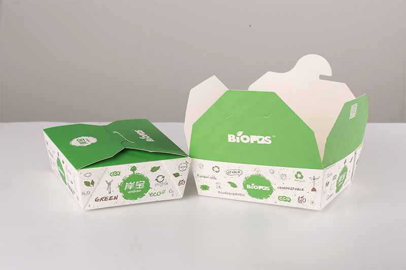 Квадратная бумажная коробка в упаковке для еды на вынос